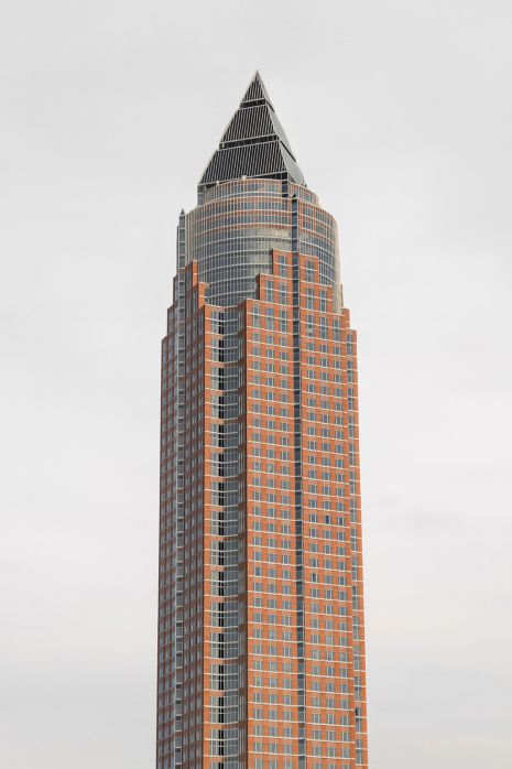 Natural stone facade Messeturm Frankfurt – renovation and value preservation