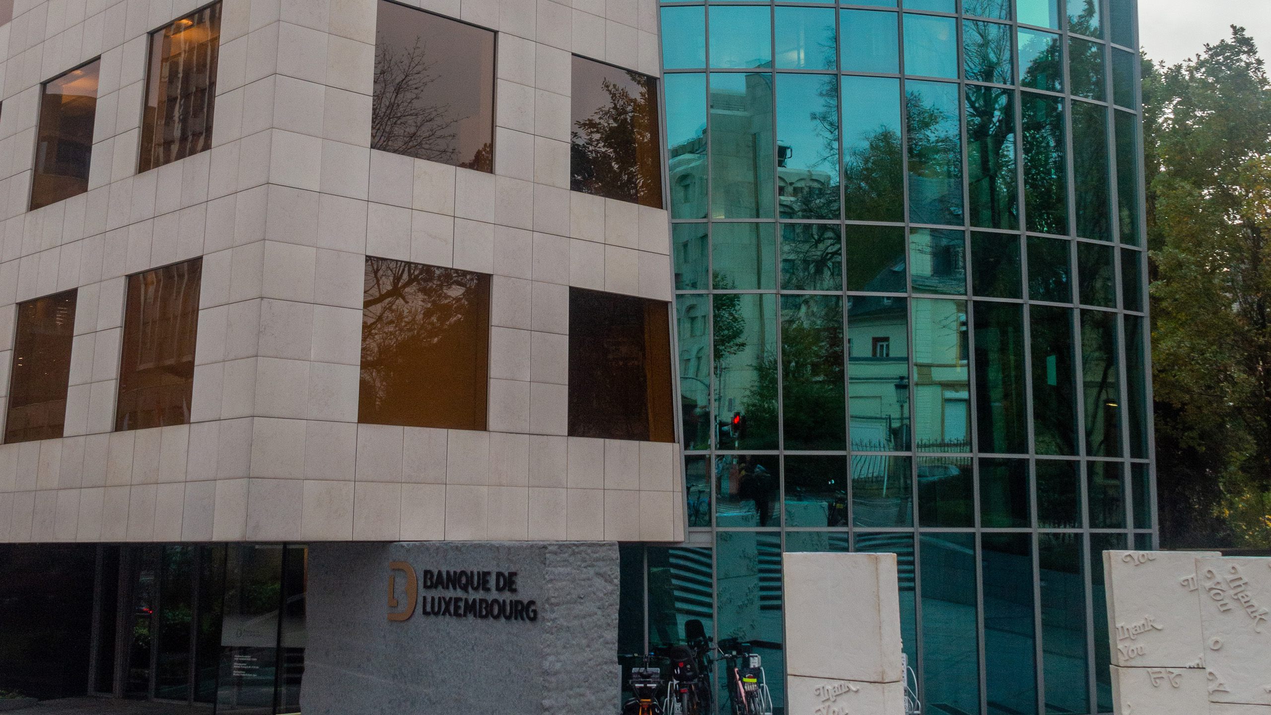 Fassadenarbeiten Bank Luxemburg